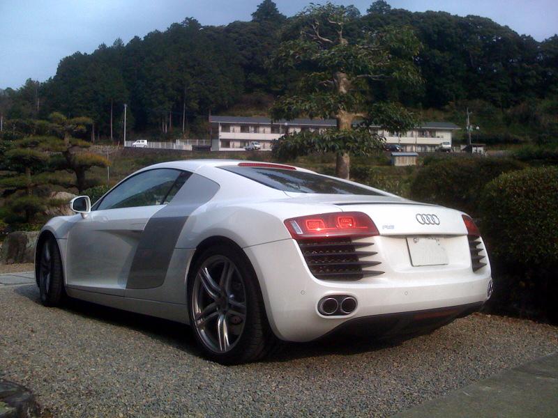 audir8_05.jpg