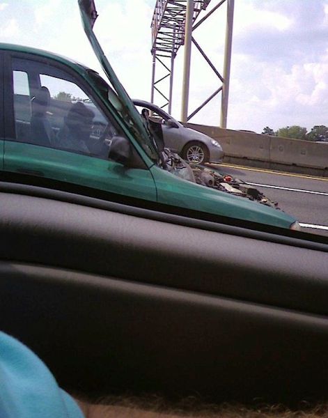 driving_safely_never_heard_of_it_640_25.jpg