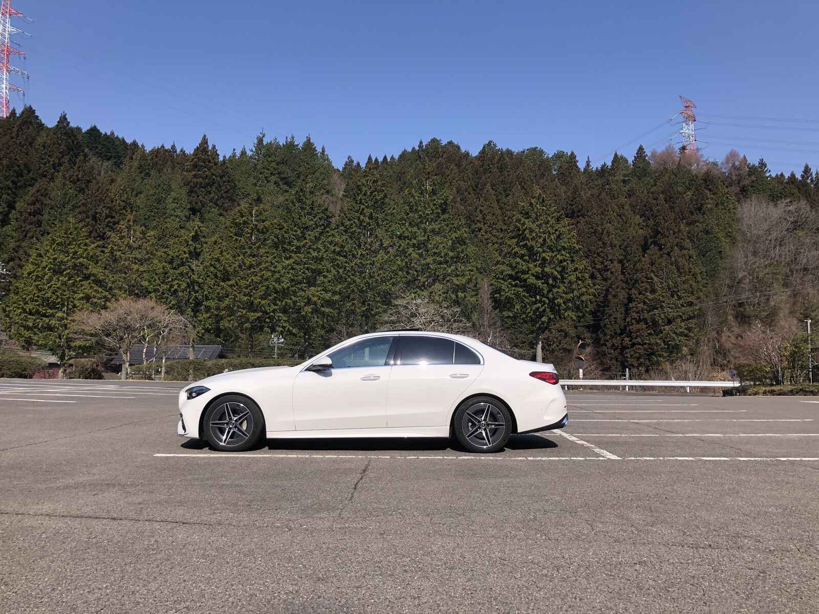 プロフィール3に写真を追加してください。