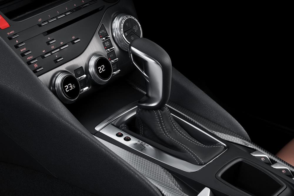 170110_DS5_interior_05.jpg