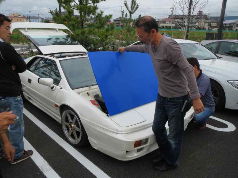 bluecar010.jpg