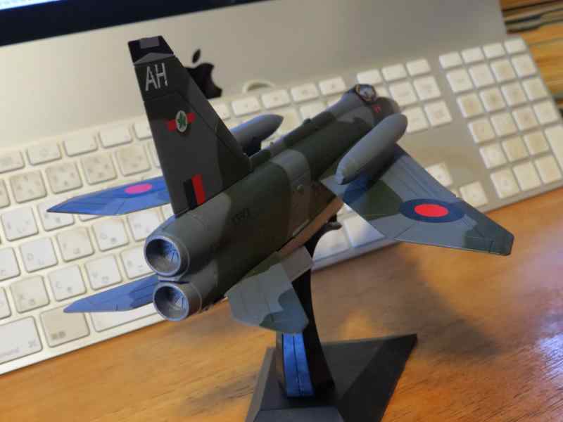 lightning02.jpg