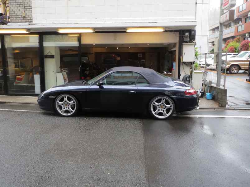 porsche002.jpg