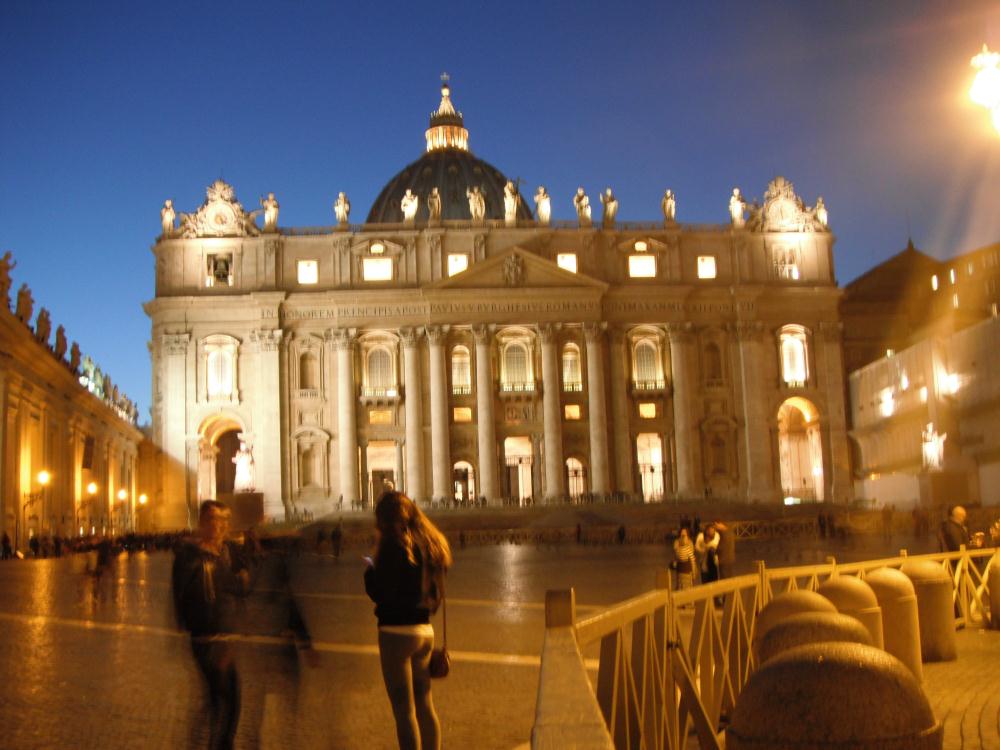 vaticani19.jpg