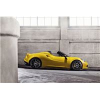 150112-alfa-romeo-4c-spider-us-version-02-1.jpg