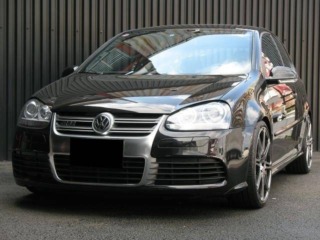 R32