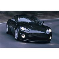Edward-s-Aston-Martin-V12-Vanquish-Special-Car-the-cullen-cars-7345697-500-315.jpg
