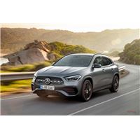 MERCEDES_GLA_-2019-1.jpg