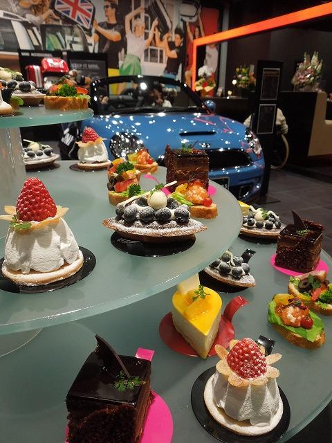 MINI cake