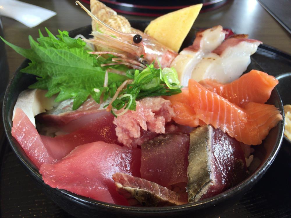２海鮮丼.png