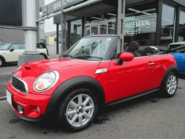 CONVERTIBLE-thumb-640x482-10973.jpg