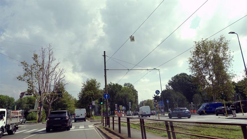 milanocar2.jpg