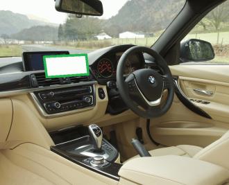 3SERIES_INTERIOR3-5-thumb-330x267-36645.png