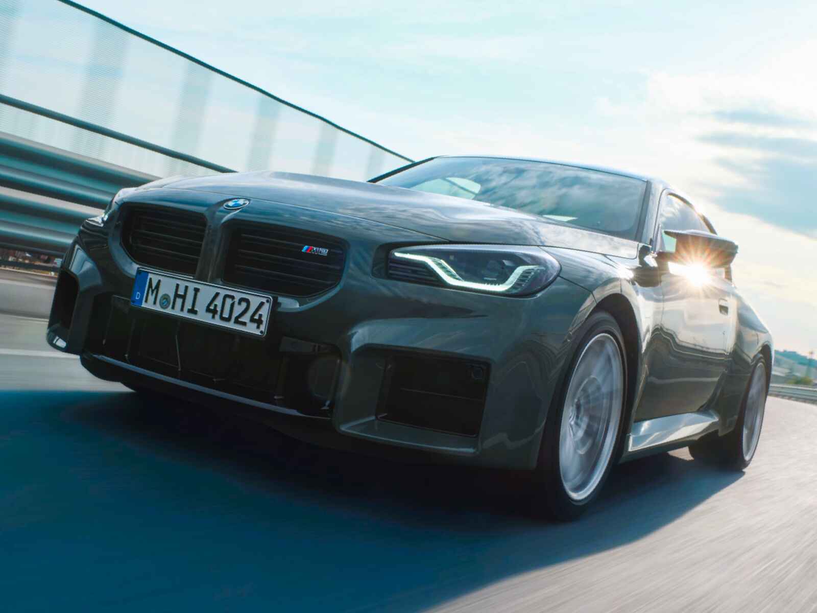 M2-2.jpg