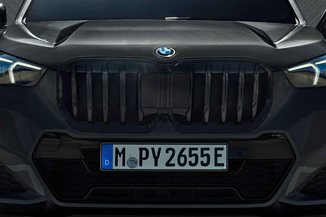 lvw_bmw_x1_shadow_002.jpg