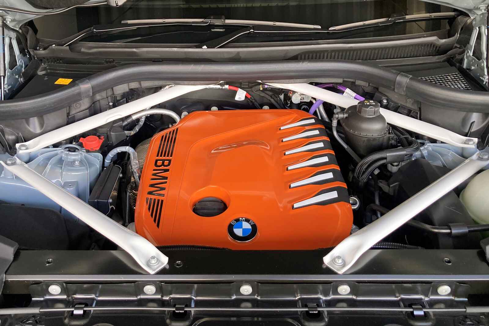 x6engineroom.jpg