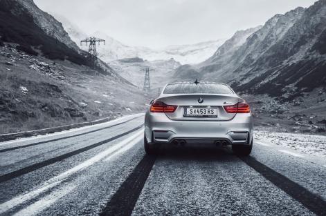 bmw-m4-snow-2-thumb-471x313-65377.jpg
