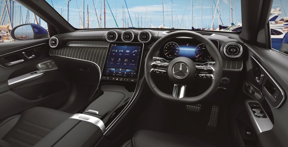 glc220d4matic-interior-3-exclusivepackage.jpg