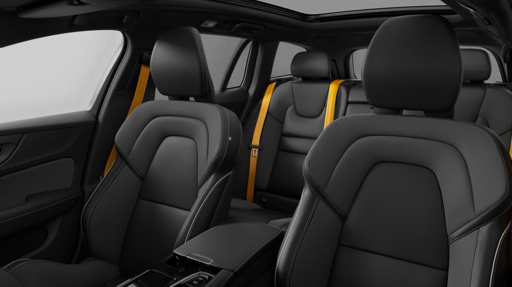 8.V60-Recharge-Polestar-Engineered_seats.jpg