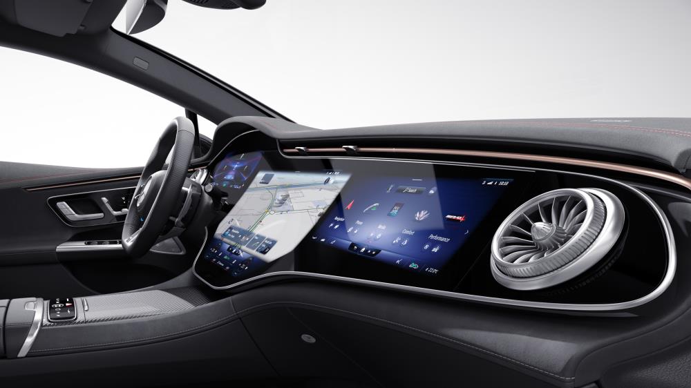 20220929-explore-interior-trim-material-v295-03-eqe-2730x1536.jpg