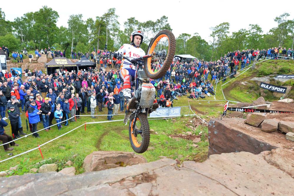 RepsolHondaTeam15_Bou_0027_©FIM-G2F Media.jpg