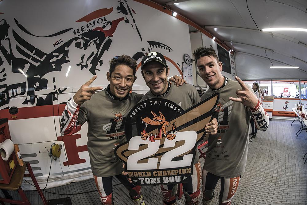 TrialGP_r7_Podium_8989_ps.jpg